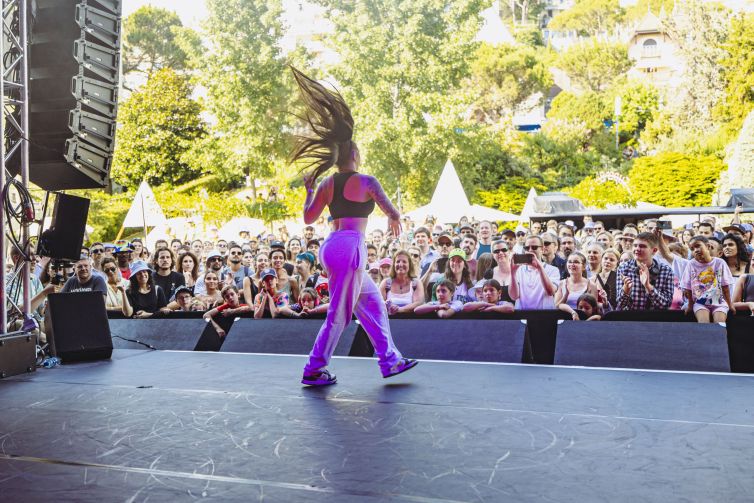 Agence KFM, Montreux Jazz Festival by Thea Moser, Louisiane Afro dance